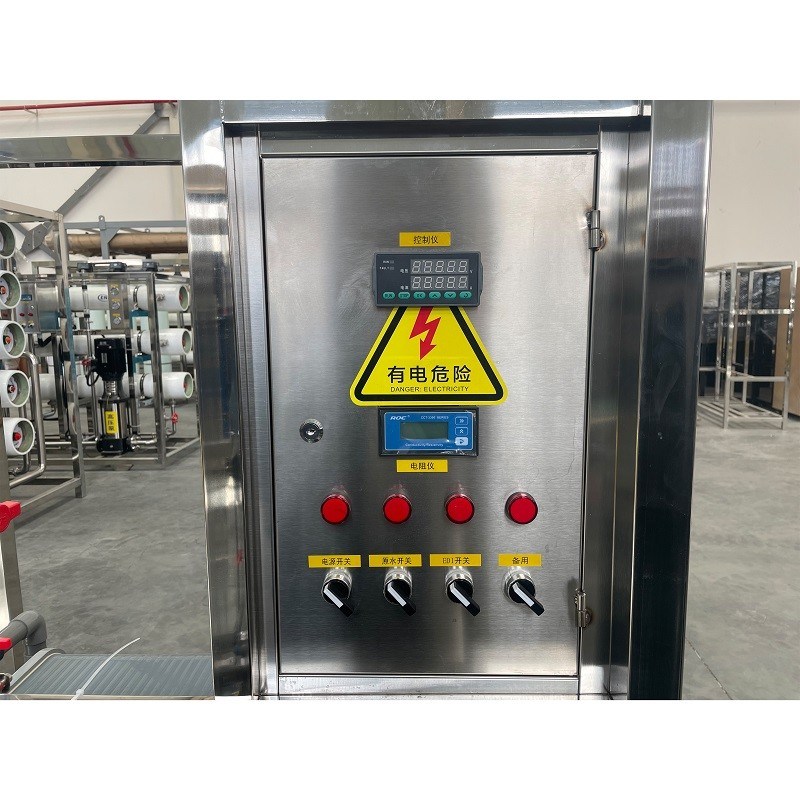 1500*600*1500mm Sistema elettrolitico di trattamento dell'acqua per la produzione continua di acqua