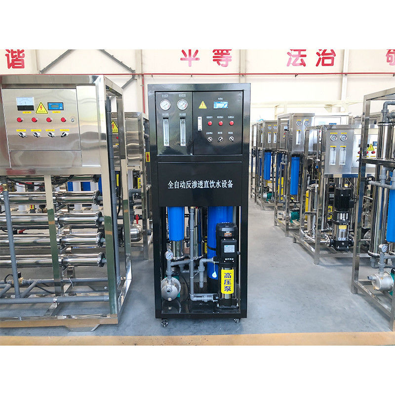 Impianto completo di trattamento dell'acqua da 500L con generatore di ozono e modulo UF da 0,001-0,01um