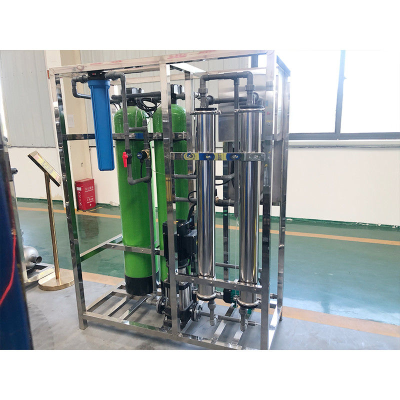 500LPH sistema di trattamento del filtro dell'acqua potabile RO industriale commerciale in custodia di legno