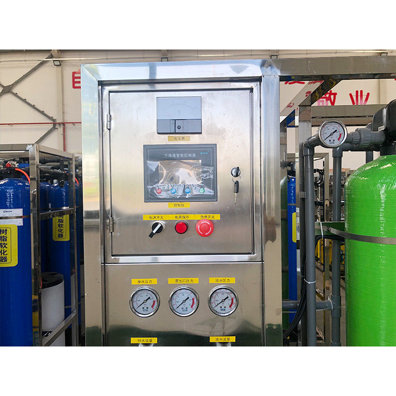 500LPH sistema di trattamento del filtro dell'acqua potabile RO industriale commerciale in custodia di legno